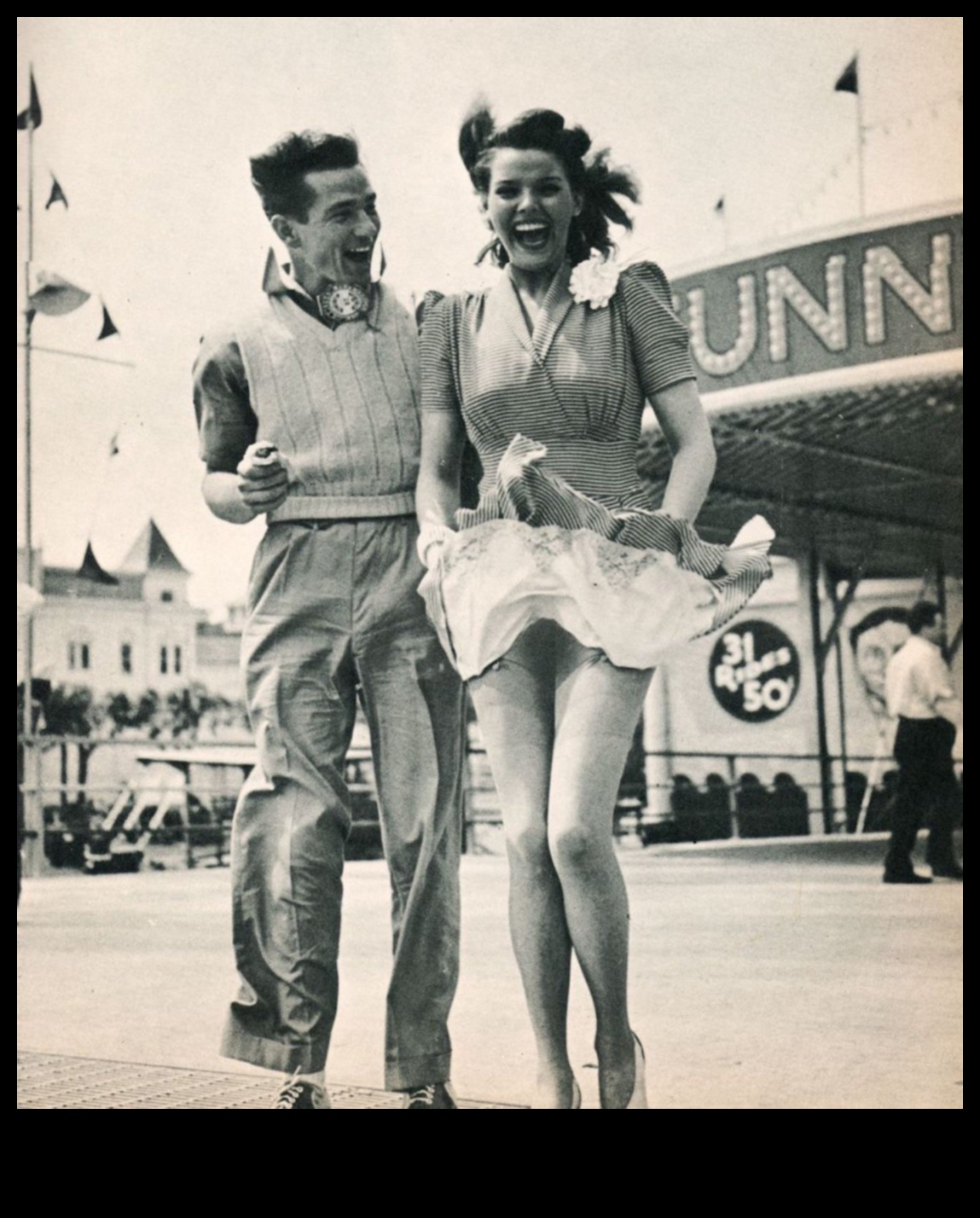 Modes laika šķēršļi: retro tērpi, kas izaicina laikmetus