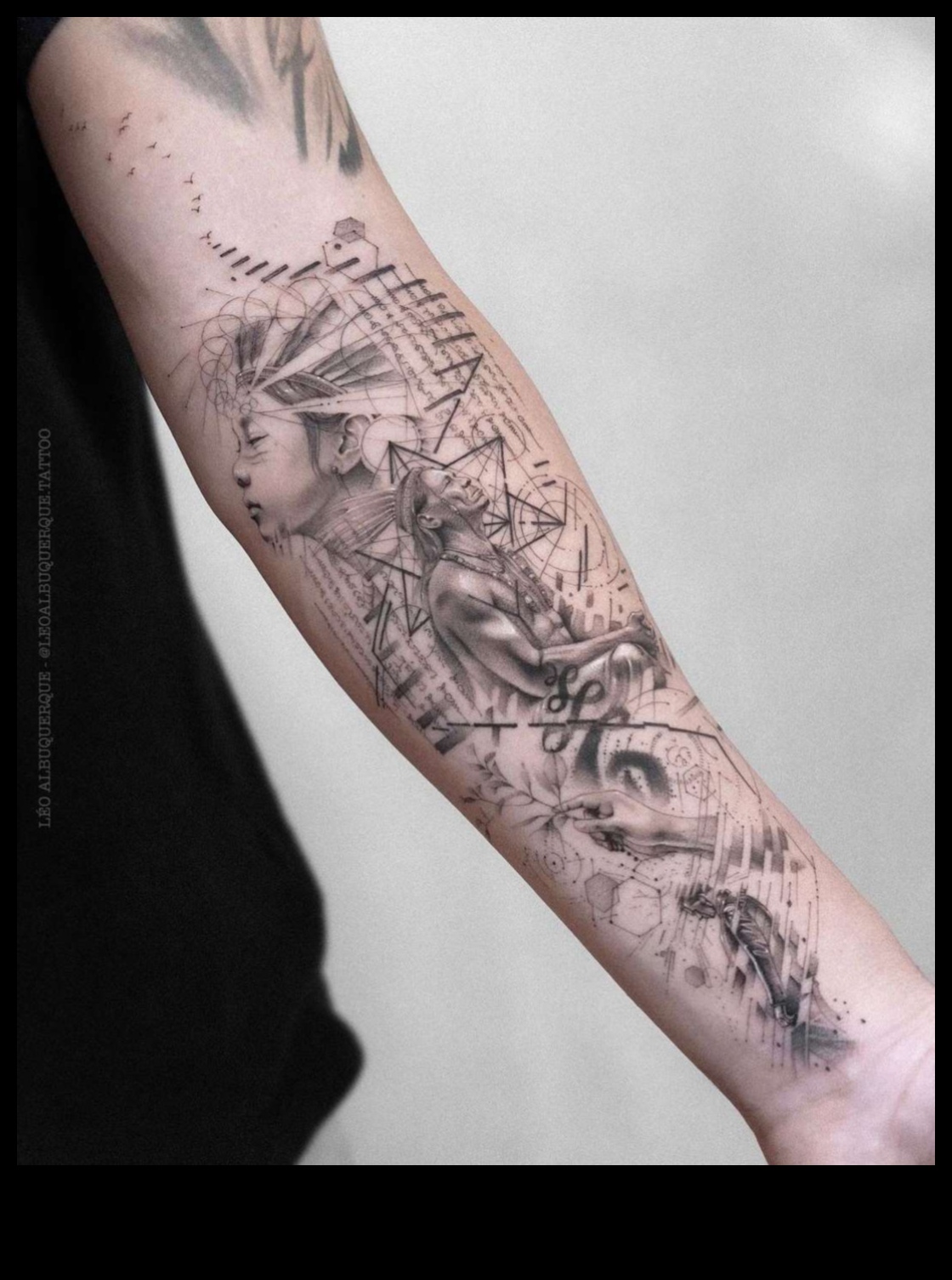 Ārpus robežām: moderns tetovējumu dizains, ko izpētīt