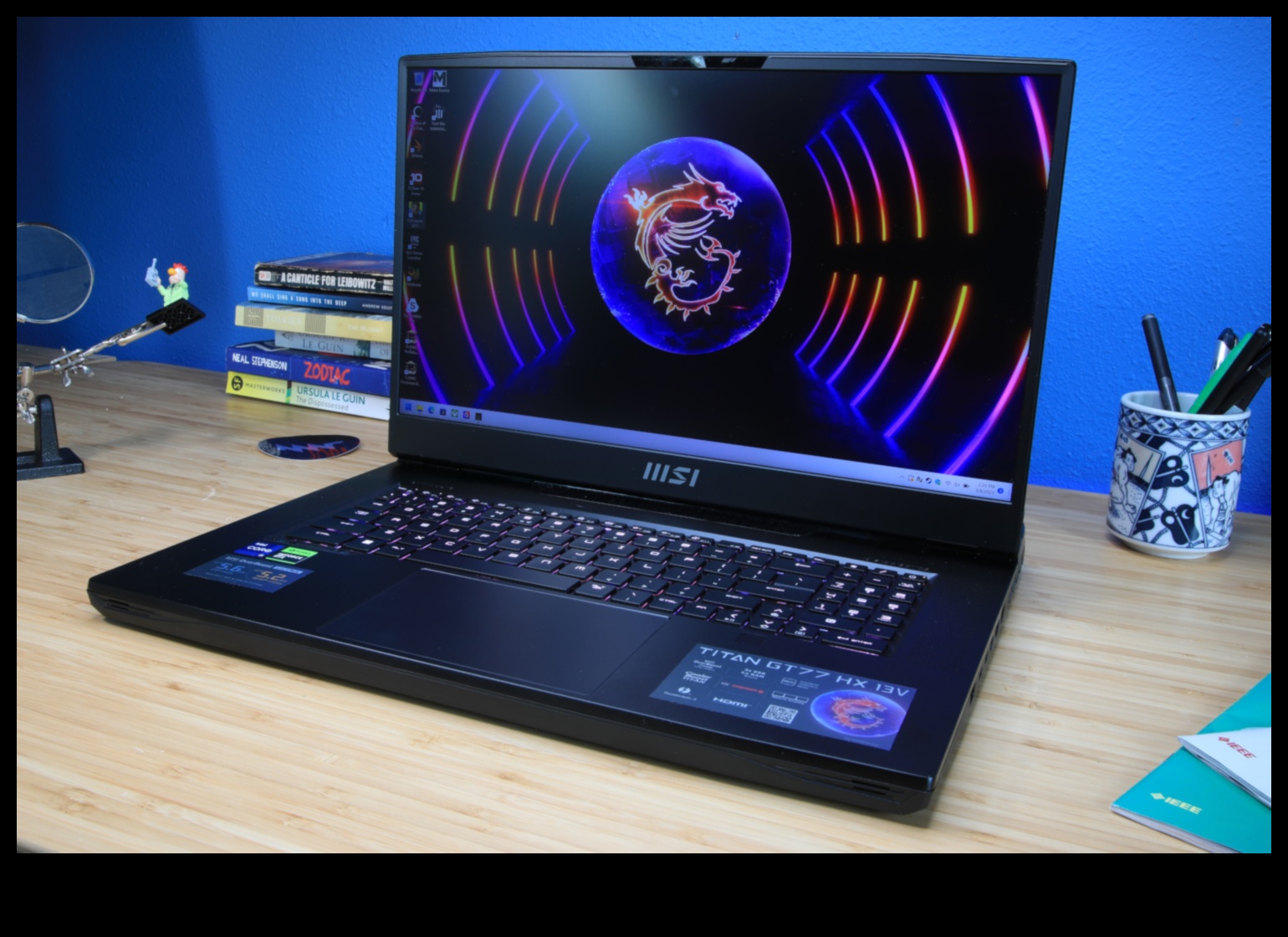 Pārnēsājami jaudas atskaņotāji: spēļu klēpjdatori spēlētājiem, kas atrodas ceļā