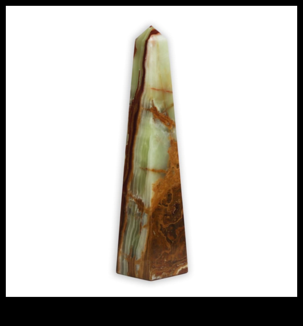 Obeliski un onikss: dārgakmeņi Ēģiptes mākslā