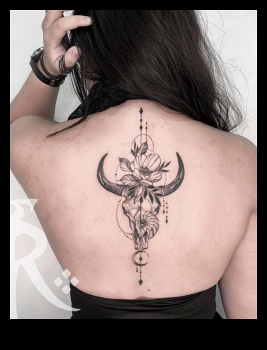 Tintes čuksti: smalks un elegants tetovējumu dizains