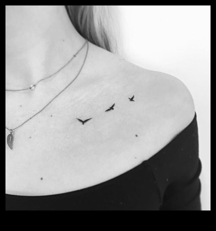 Tintes čuksti: smalks un elegants tetovējumu dizains