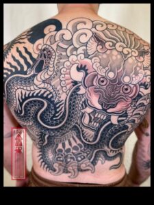 Tintes šedevri: Japānas tetovējumu mākslas skaistuma atklāšana